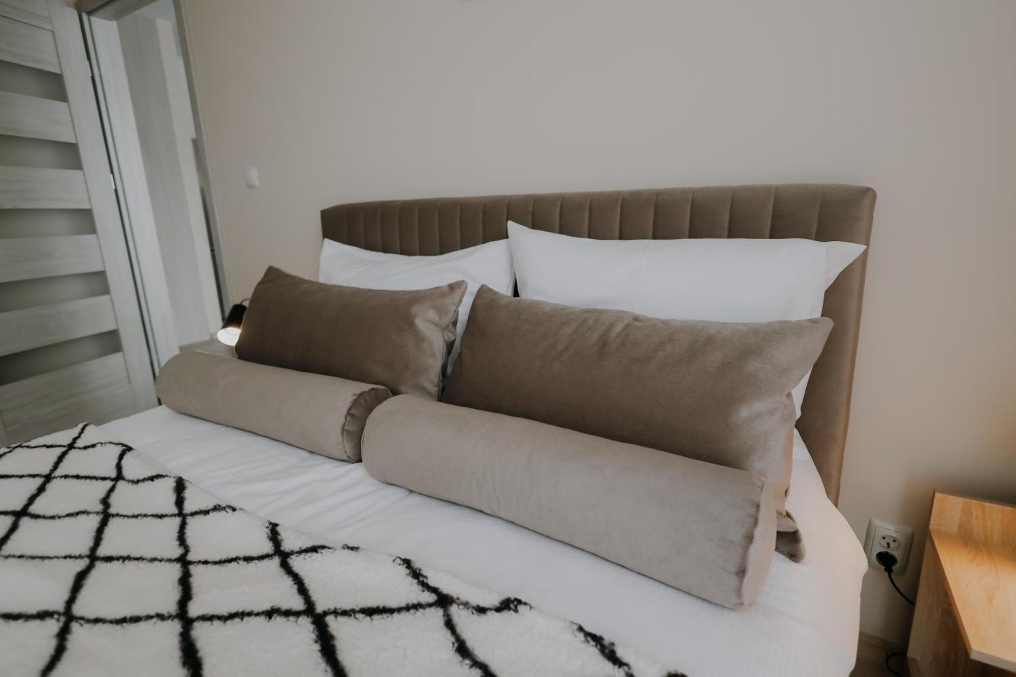 Nowy Zlocien Comfort Apartment *
